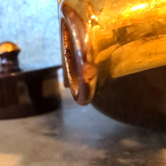 Vintage Gibson's floral, hand painted Brown and Gold Teapot - Picture 6 of 10